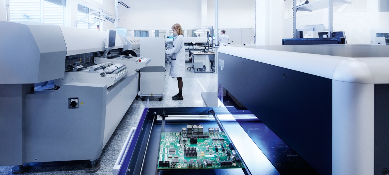 RUAG Space: Für OneWeb platzieren Trägerraketen 32 Satelliten im Orbit